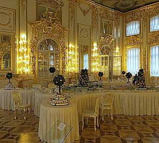 Prunk und Eleganz in einem Speisezimmer