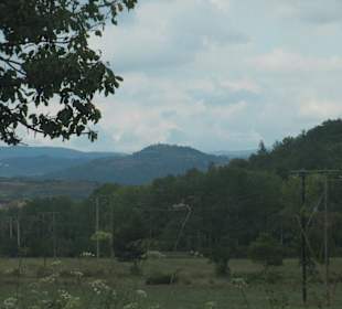 Blick auf das Bergdorf