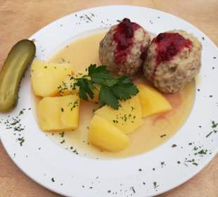 Fleschknepp mit Merrettischsoße 