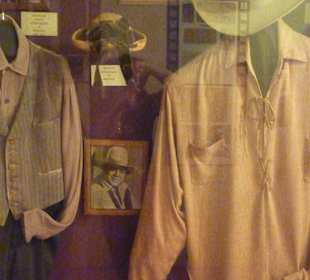 Kostüme aus "Bonanza"