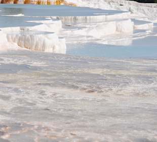 Weiß glänzt der Kalk