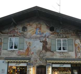 Unterwegs im Ortsteil Garmisch