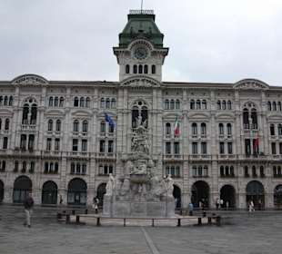 Piazza dell Unita d'Italia