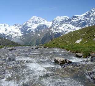 Suldenbach mit Ortlermassiv