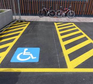 Behindertenparkplatz