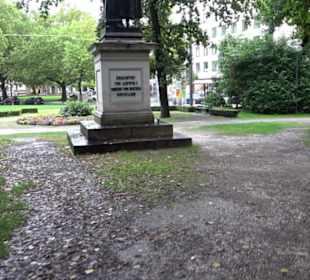 Schiller-Denkmal