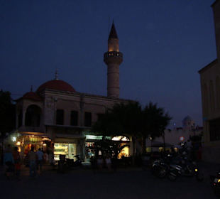 Kos Stadt bei Nacht