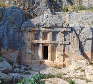 Felsengräber