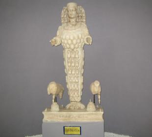 Artemis-Statue im Efes-Museum
