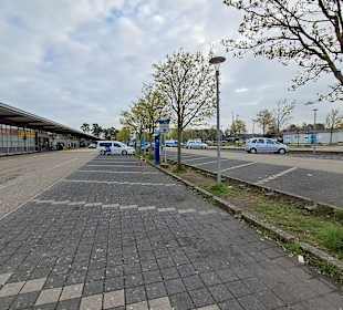 Flughafen Karlsruhe/ Baden-Baden (FKB)