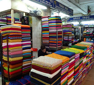 Im Dong Xuan Markt in Hanoi