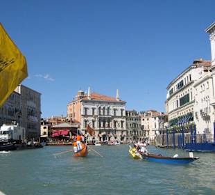 Barche pronte per la Regata