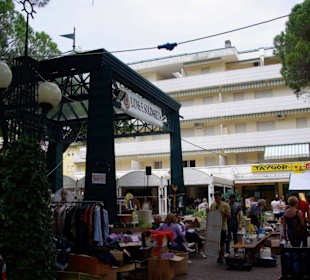 Kleiner Flohverkaufstag