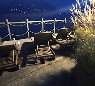 Privatbereich am Ufer vom Hotel