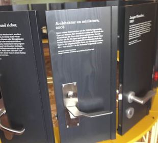 Heimatschutzzentrum in der Villa Patumbah