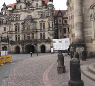  Katholische Hofkirche