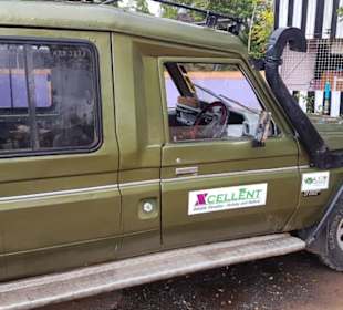 Unser Jeep, nicht mehr ganz neu, aber "rough"