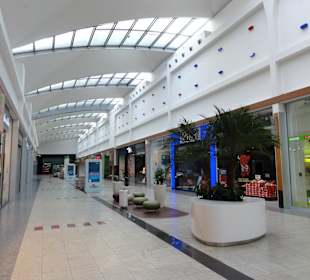 Impressionen aus dem Shopping-Center Waterfront