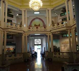 Im National Museum of History
