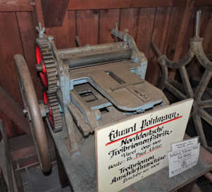 Ausstellung in der Remise der Windmühle Varel