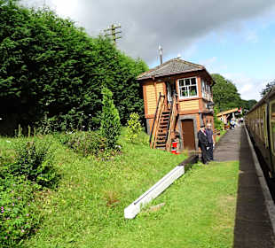 Halt auf kleinen Bahnhöfen