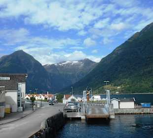 Hafen Balestrand