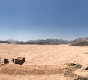 Jeep Safari Makadi Bay