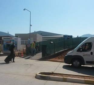 Aufgang/Abgang provisorisch zum Eingang/Ausgang 