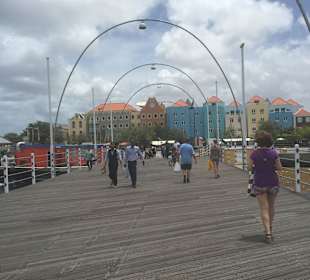 Willemstad - Königin Emma Brücke