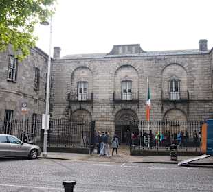 Außenansicht/Eingang