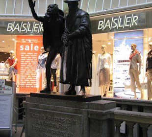 Bronzene Figuren des Leipziger Bildhauers ...