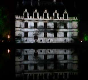 Videoprojektion während des Spectacle nocturne