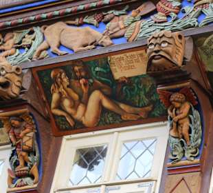 Historische Bilder und Verzierungen