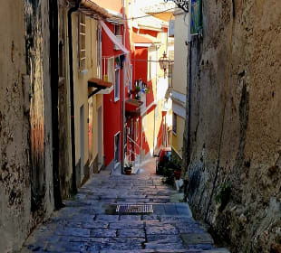 Typisches kleines Seitengässchen in Pizzo