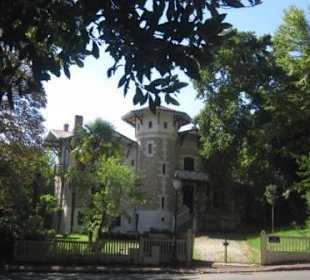Villa in der Winterstadt (Allee Sully)