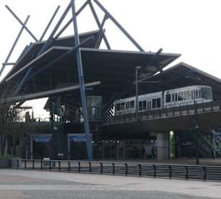 Bus- und Strassenbahnhaltestelle CentrO Oberhausen