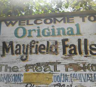 Eingang zu den Wasserfällen