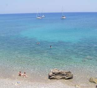 Widok z ruin na port z drugiej strony