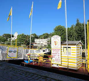 Rundfahrten von der Stadt-Trave