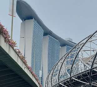 Helix Bridge