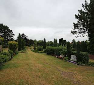 Fischerkirche Borby Friedhof