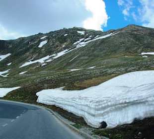 Abfahrt Schneewände
