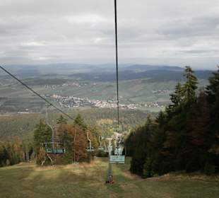 Fahrt mit dem Sessellift auf den Hohenbogen