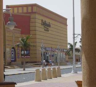 Hauptgebäude der Esplanade