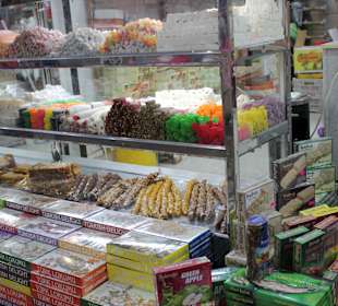 Basar 15 Min Fußweg vom Haupteingang des Hotels