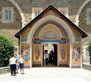 Eingangsbereich zum Kloster