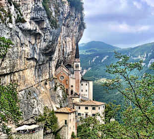 Madonna della Corona