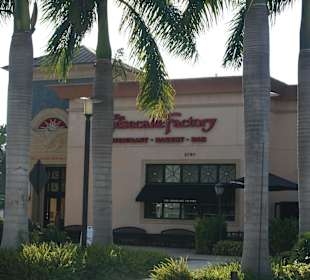 Cheesecake-Factory in Naples