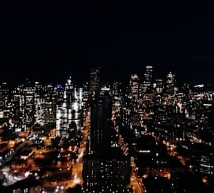 Skyline bei Nacht