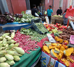 Gemüsestand in der Altstadt
